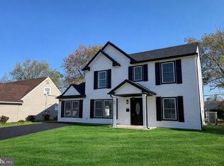 50 Micahill Rd, Levittown, PA 19056