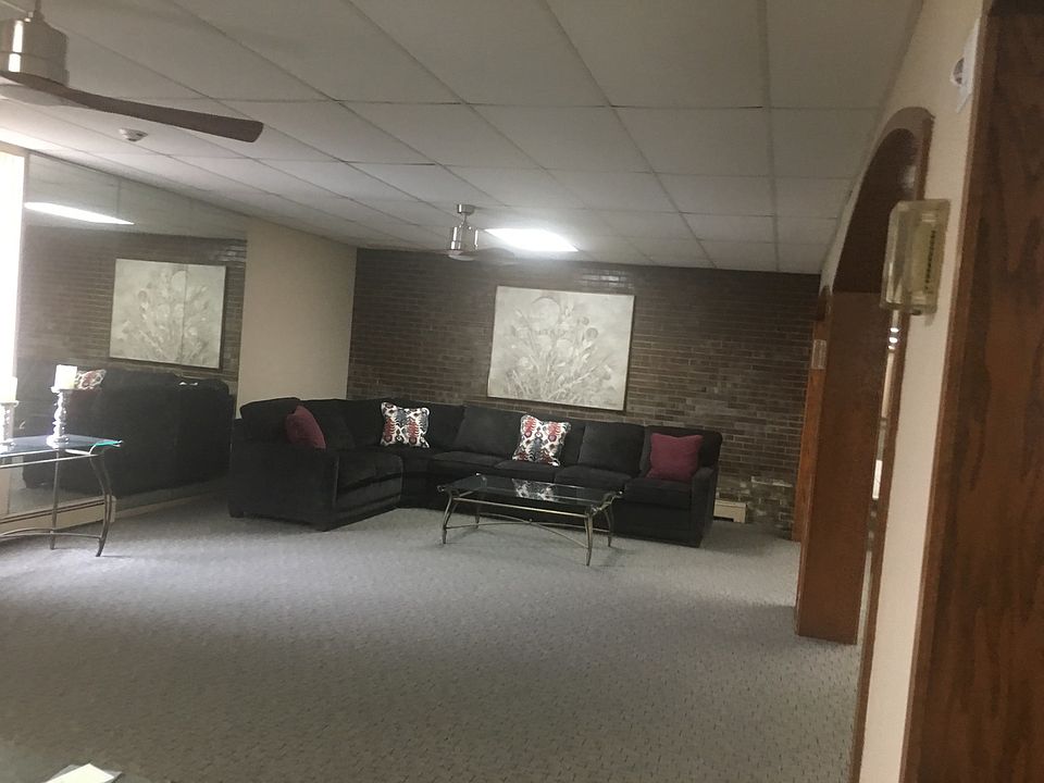 2nd image of 1301 S Finley Rd APT 302