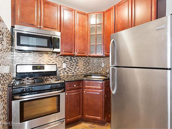 2nd image of 1893 Bergen St APT 1