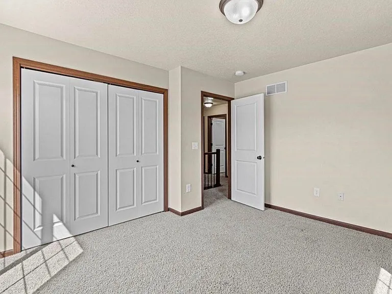 1659 Burr Dr — Photo 5