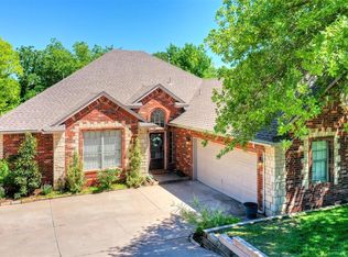 3040 Garden Vis, Edmond, OK 73034