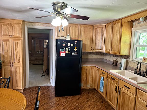 5th image of 928 Hummingbird Ln