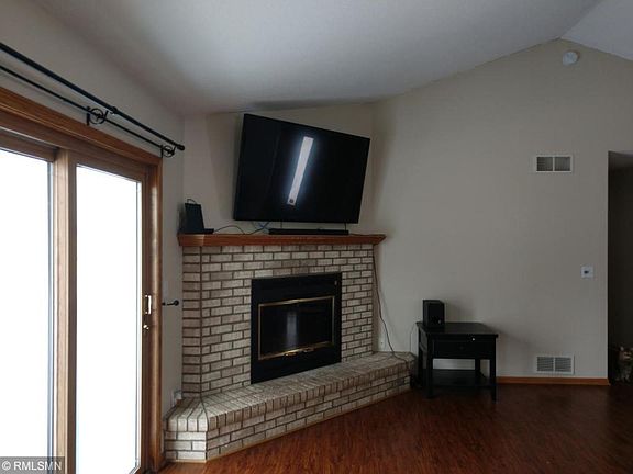 4th image of 2532 Briar Oakes Blvd