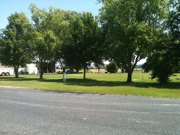 3rd image of 3841 Road F NE