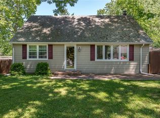 13 Sarah Ln, Monroe Township, NJ 08831