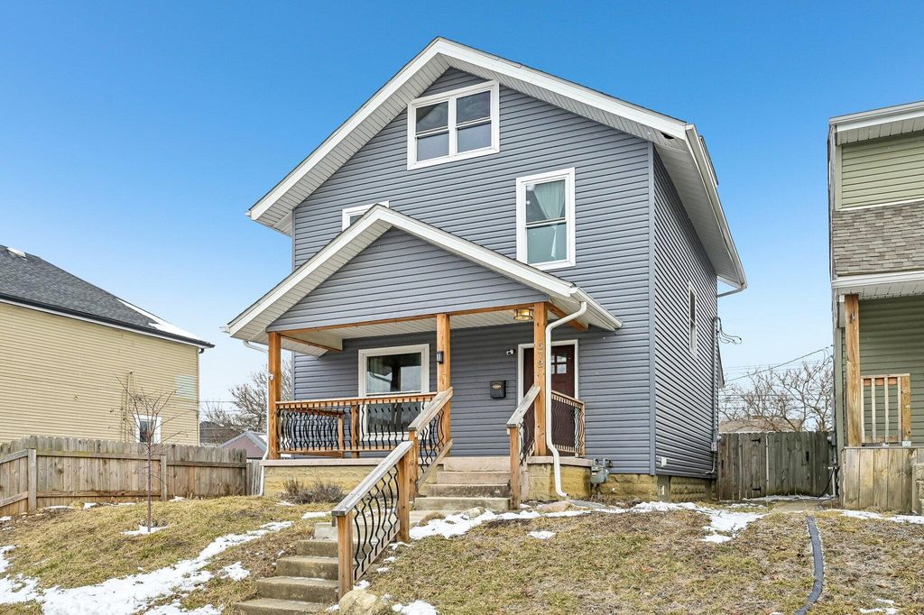 Real estate listing image