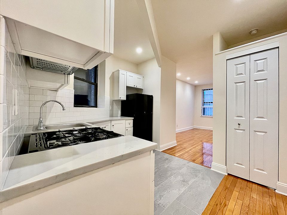 1st image of 316 E 34th St APT 2D