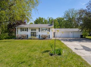 4224 Cherrywood Dr, Cedar Falls, IA 50613