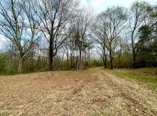 194 Woodlands Ln, Flora, MS 39071