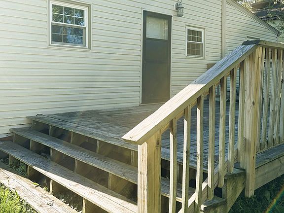 5th image of 504 N Stone St