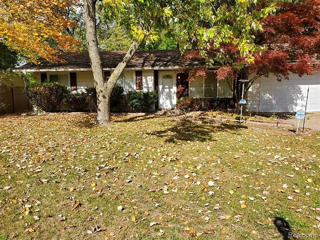 4710 Meigs Ave photo 1