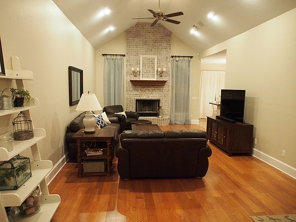 Gas or wood fireplace