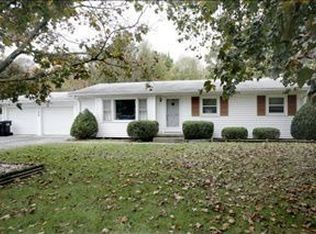 525 Gingham Ave, Portage, MI 49002
