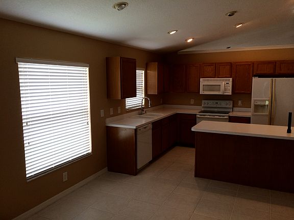 Kitchen View -From Family Rm
