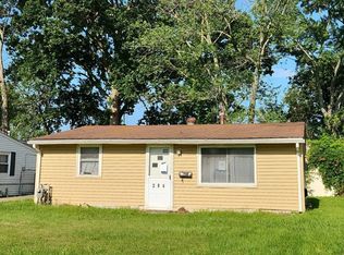 284 Bon Air Ave, Elyria, OH 44035