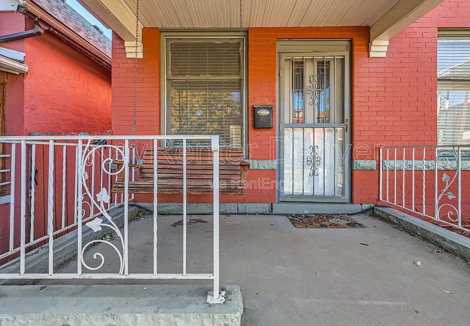 1 bed, 1.0 bath, 836 sqft, $1,800 — Photo 2