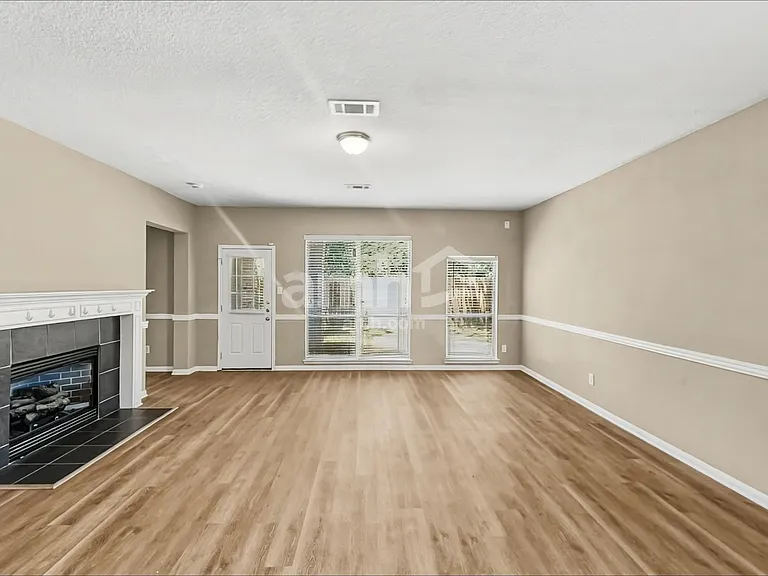710 Single Pine Ct — Photo 7