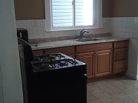2nd image of 66 Sanford St #202