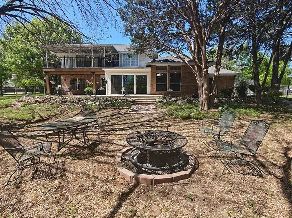 5210 Cliff Haven Dr, Dallas, TX 75236