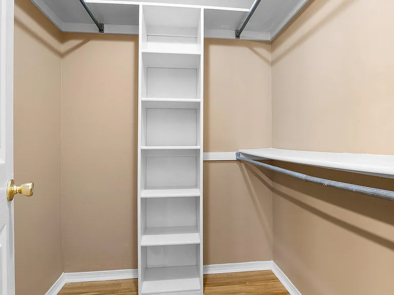 Walk-in closet