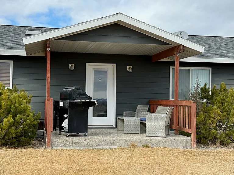 604 F St — Photo 8