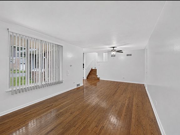 3rd image of 9760 S Dobson Ave