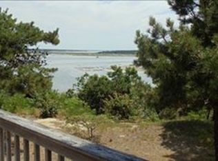 17 Crest Ave, Wellfleet, MA 02667