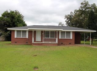 502 Pate St, Ashford, AL 36312