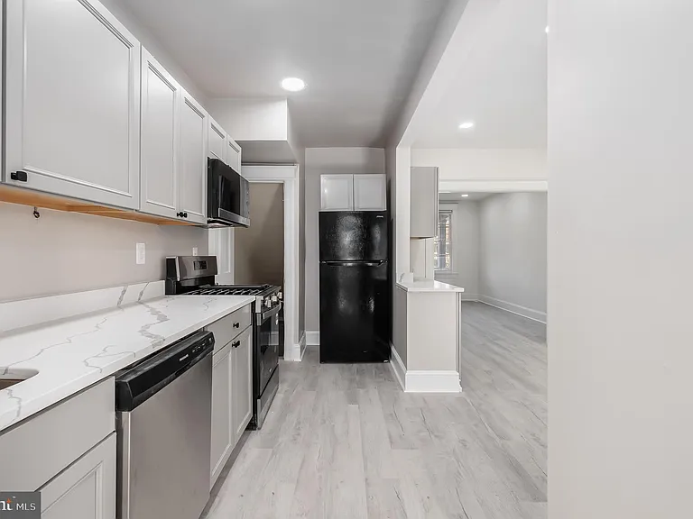 1805 Potomac Ave SE — Photo 14