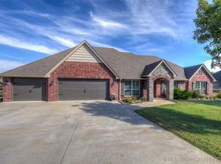 26643 E 80th Pl S, Broken Arrow, OK 74014