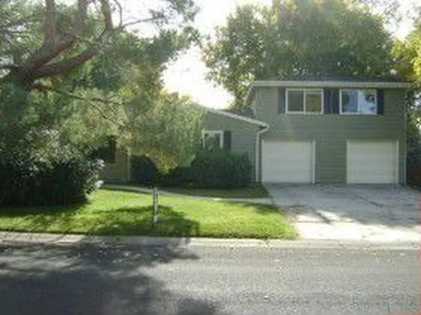 1680 E Fieldcrest Ln, Holladay, UT 84117