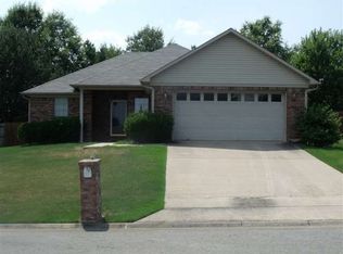 2445 Peabody Dr, Conway, AR 72032
