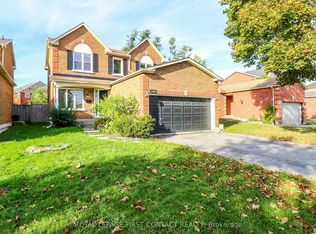 194 Kozlov St, Barrie, ON L4N 7H6
