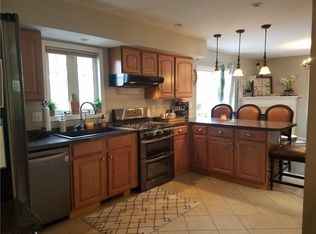 142 Elizabeth Ave, North Smithfield, RI 02896