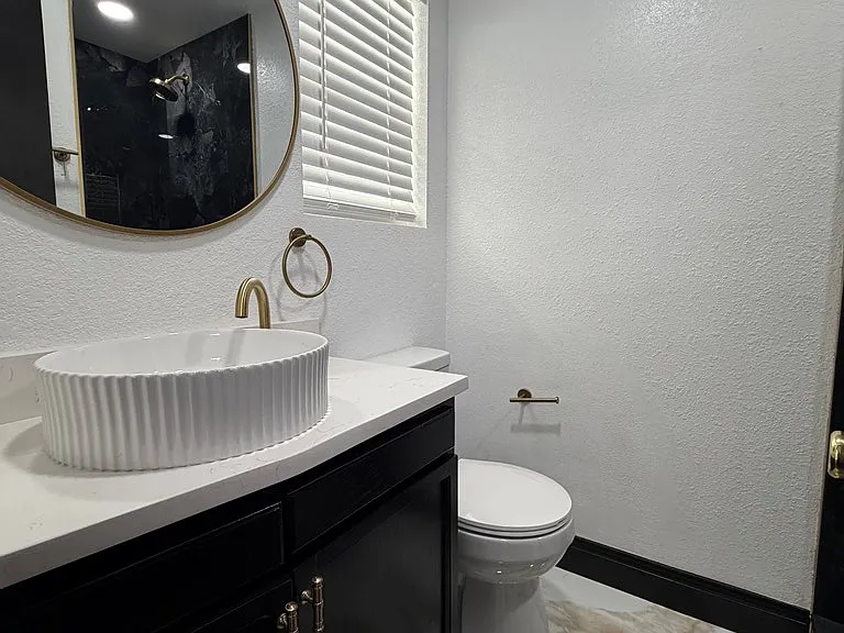 4209 Redbud Ave — Photo 17