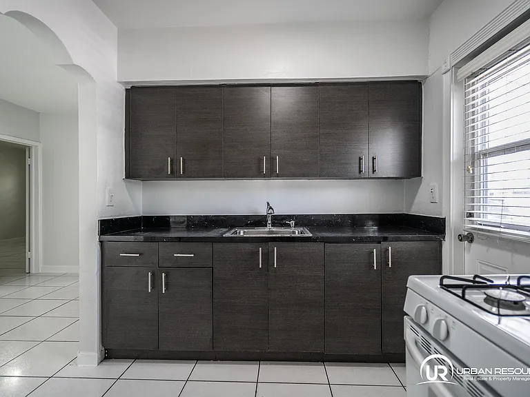 7821 Carlyle Ave #1 — Photo 8
