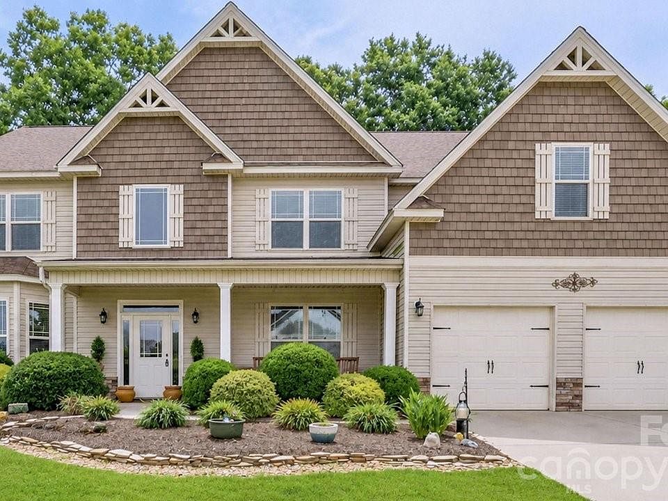 1st image of 119 Cole Dr