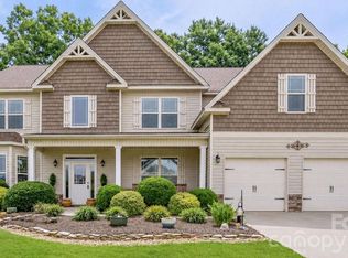 119 Cole Dr, Mooresville, NC 28117