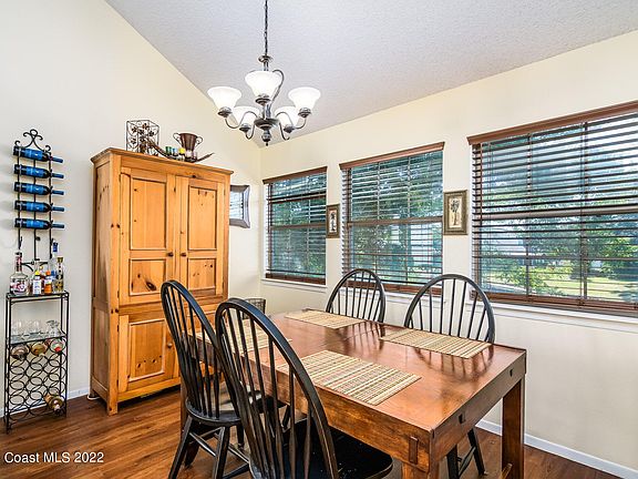4th image of 4946 Lake Waterford Way W APT 2