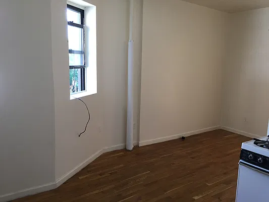 Rented by Mauro Bros Real Estate Services LLC | media 11