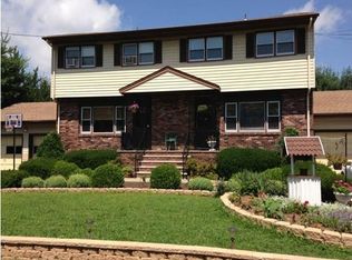 2123 Truman Pl, North Brunswick, NJ 08902