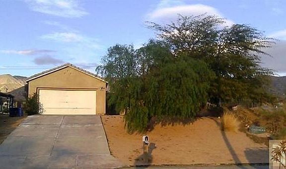 5th image of 66640 Yucca Dr