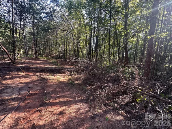 84 Sunrise Trl, Lincolnton, NC 28092