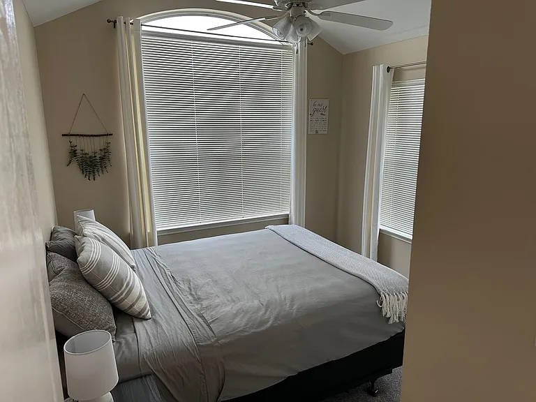 7226 Norman Ln — Photo 16