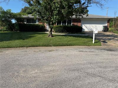 18 Woodhaven Ct, Belleville, IL, 62223