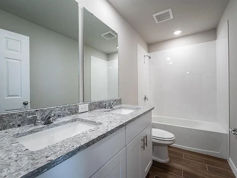 5252 Sanders Oak Trl — Photo 16