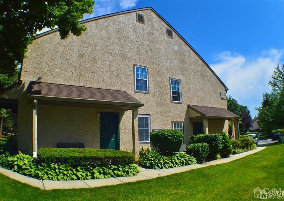 1st image of 2904 Commons At Kingswood Dr