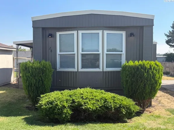 2105 N Steptoe St Trailer 28, Kennewick, WA 99336