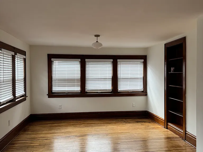 728 Franklin Ave #1 — Photo 11