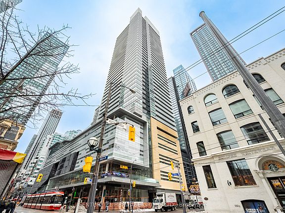 3rd image of 80 John St #2303